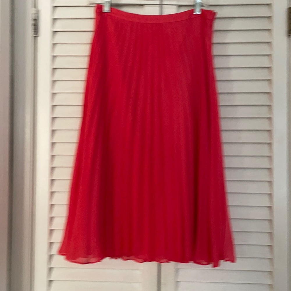 Bright pink lightweight midi Skirt
